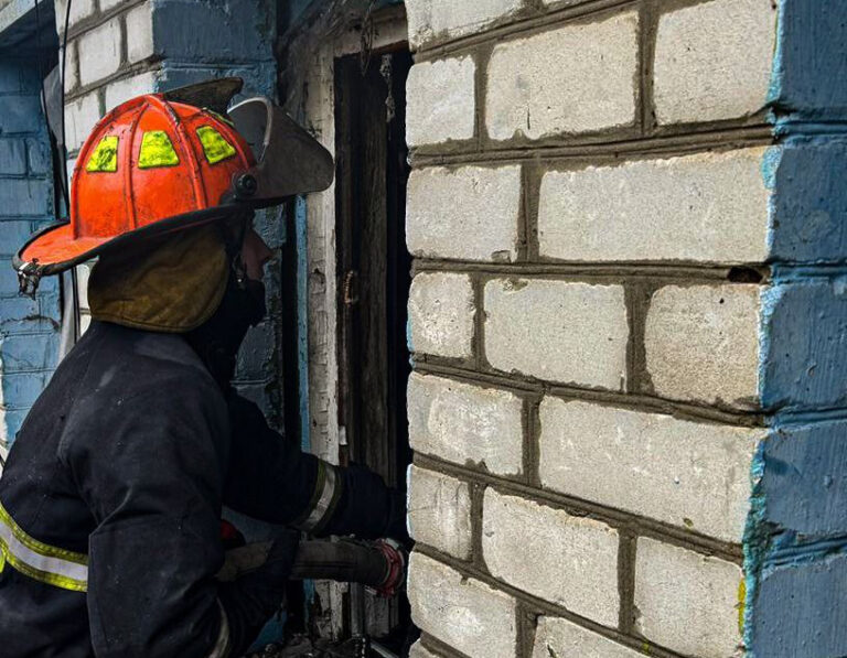 У передмісті Харкова внаслідок побутової пожежі загинув чоловік