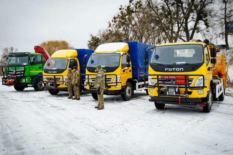 Військовим на Харківщині придбали автівки на 120 мільйонів гривень — ХОВА