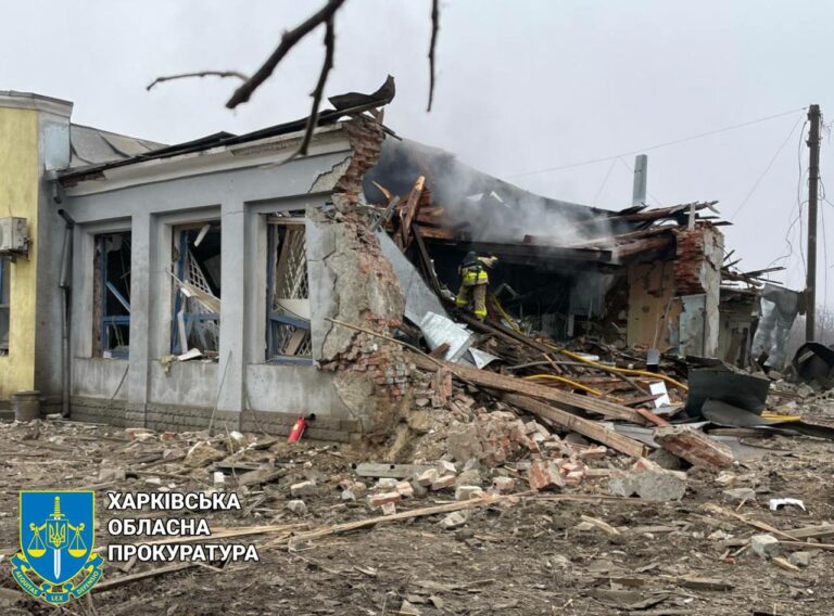 Governor: Russian attacks kill 2, injure 4 in Kharkiv region