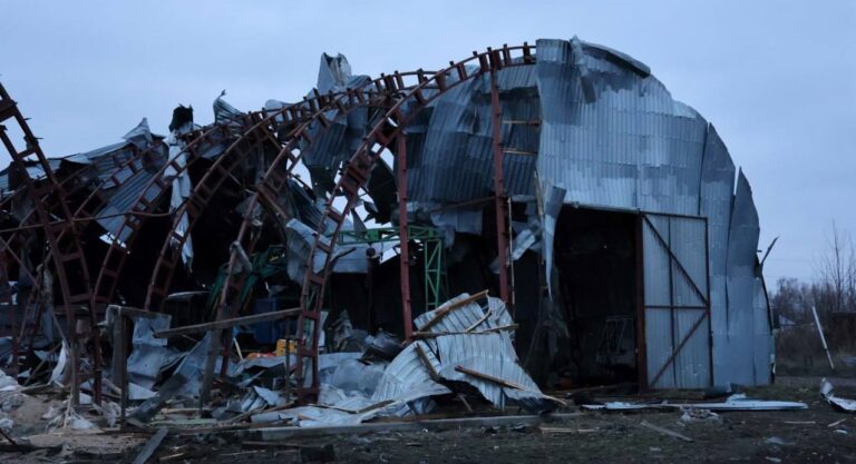 Внаслідок російських обстрілів Харківщини двоє чоловіків загинули