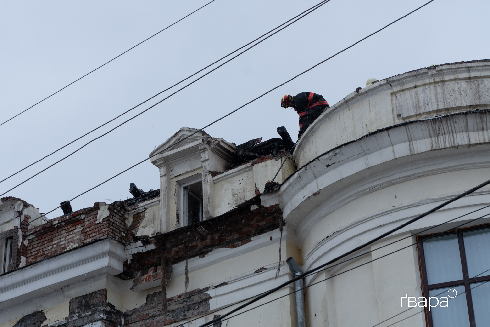 Наслідки влучання БпЛА у Салтівському районі 5 лютого / Фото: Любов Ємець, Ґвара Медіа