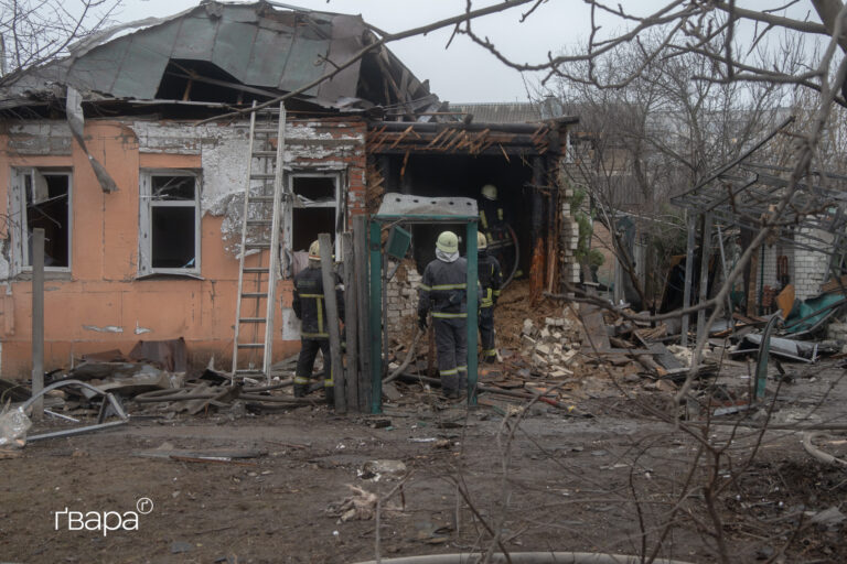 «Вибило все скло»: наслідки удару російського «Шахеда» по Холодногірському району Харкова — фото