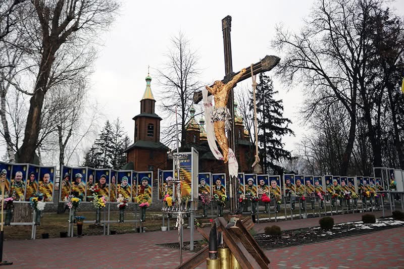 На Харківщині презентували скульптуру Христа, створену з боєприпасів / Фото: Богодухівська районна рада