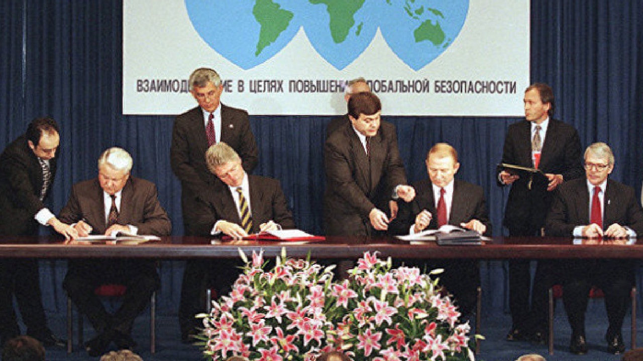 Signing budapest memorandum