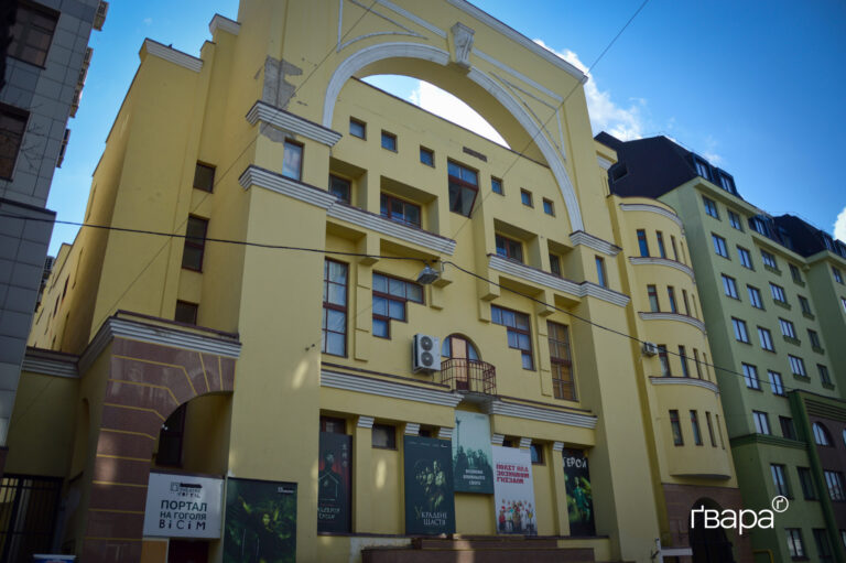 Харківську владу закликають надати театрам статус критичної інфраструктури