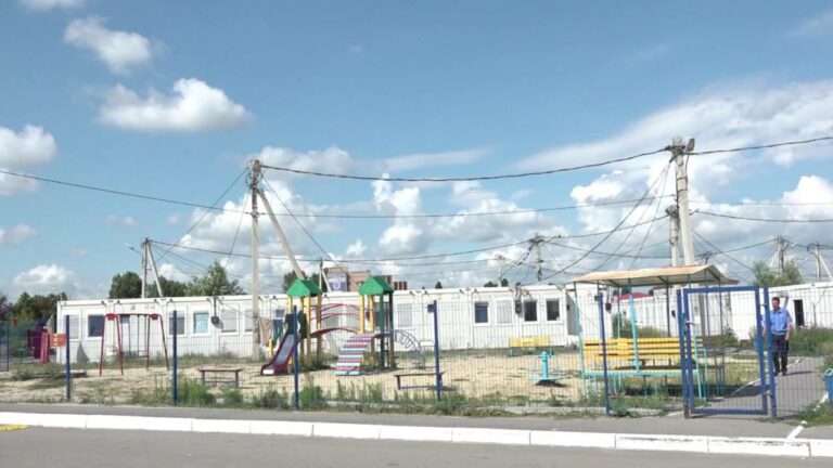 Міськрада повідомила про закриття першого модульного містечка у Харкові