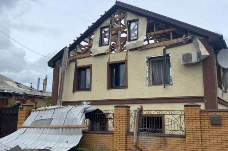 У Куп’янську троє жінок постраждали внаслідок обстрілу