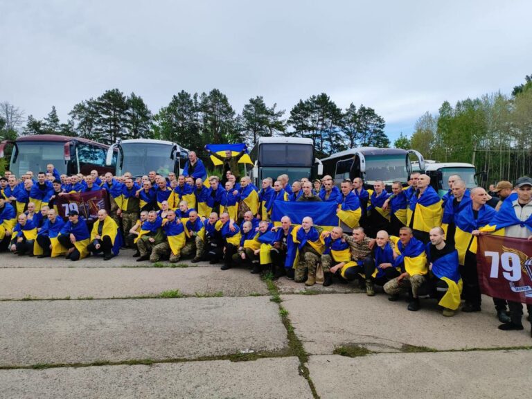 З полону повернулися семеро військових з Харківщини