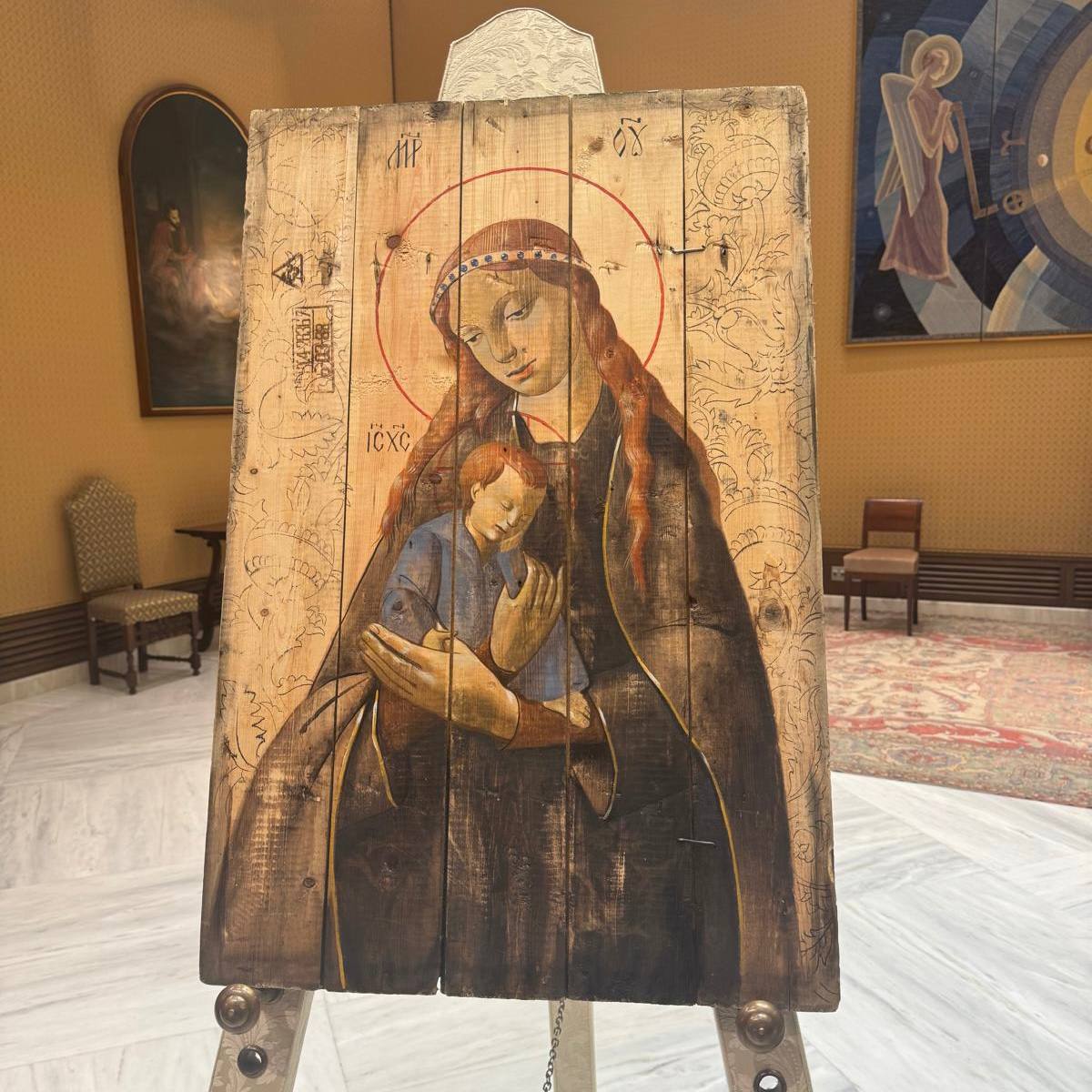 Icon of the Mother of God and Child gifted to Pope Leo XIV during meeting with Volodymyr Zelenskyy on May 18