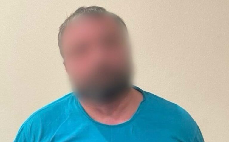 Ймовірно підпалив машину військового у Харкові: чоловіка підозрюють у роботі на РФ