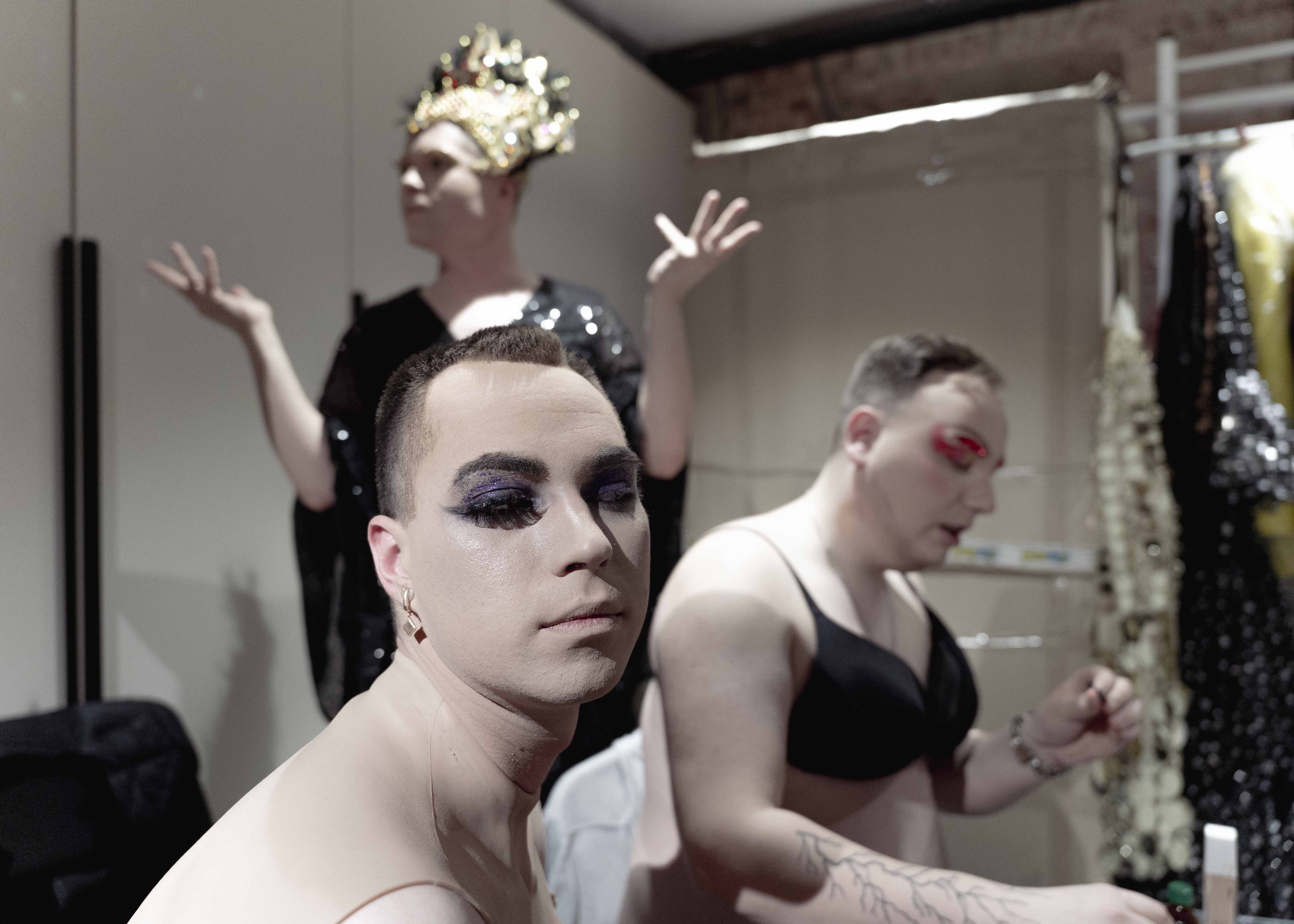 Ketty Loboda with false eyelashes