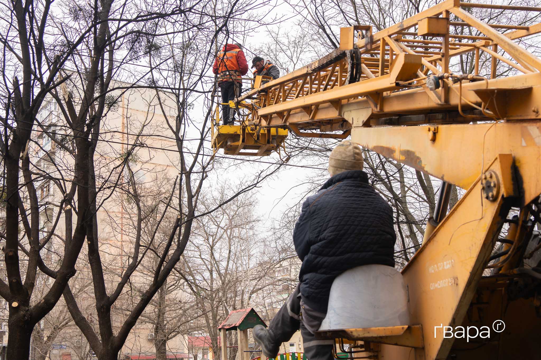 зображення до посту: Російські війська вдарила по двох районах Харкова, дев’ятеро постраждалих — фото