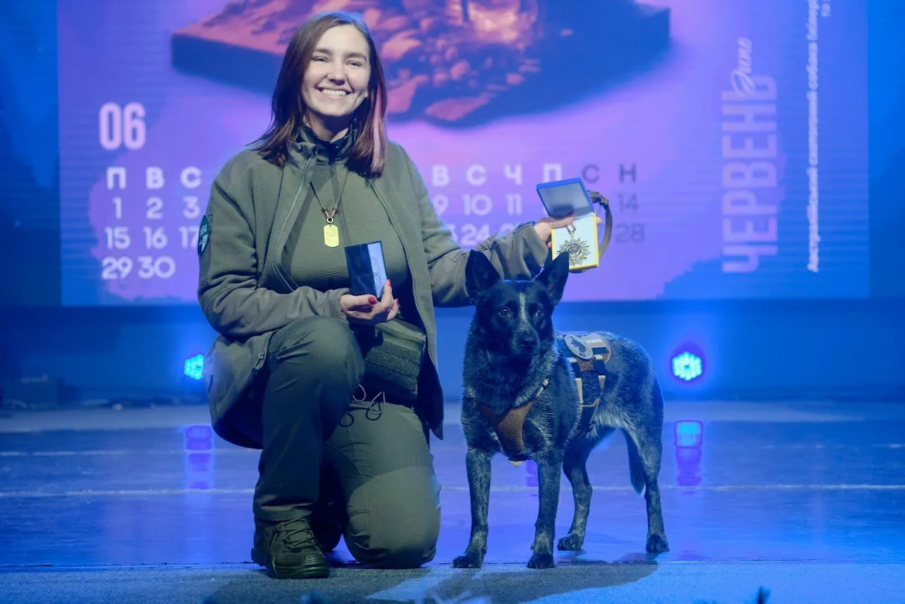 зображення до посту: How Kharkiv search and rescue dogs and their K9 handlers train for work at impact sites of Russian attacks