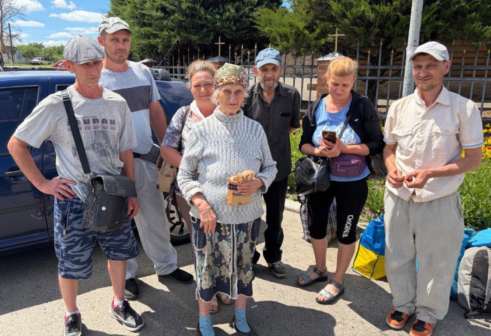 Ukrainian military evacuates nine people from Kupiansk district 