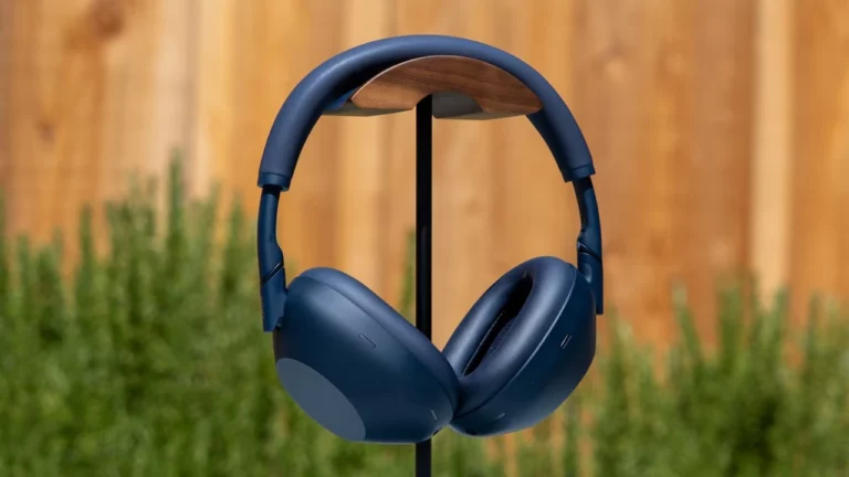 Де ховається якість безпровідних навушників: посадка, акустика, Bluetooth і робота мікрофонів