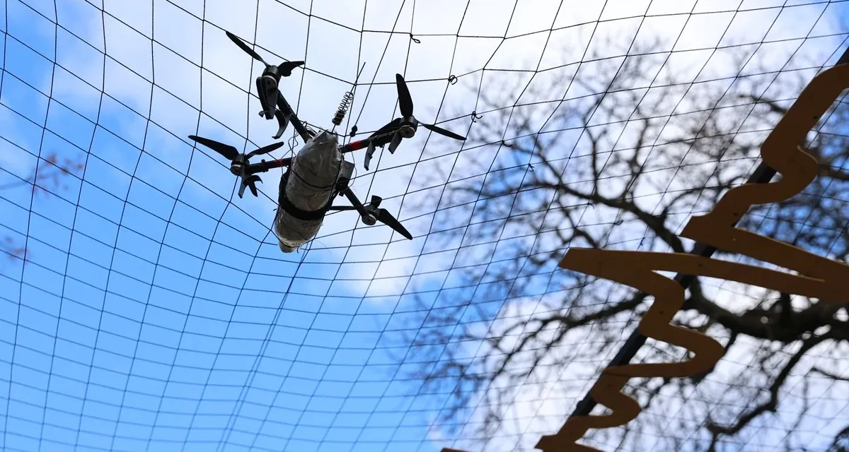 FPV drone stuck in anti-drone net/ Photo: Lviv Regional Military Administration