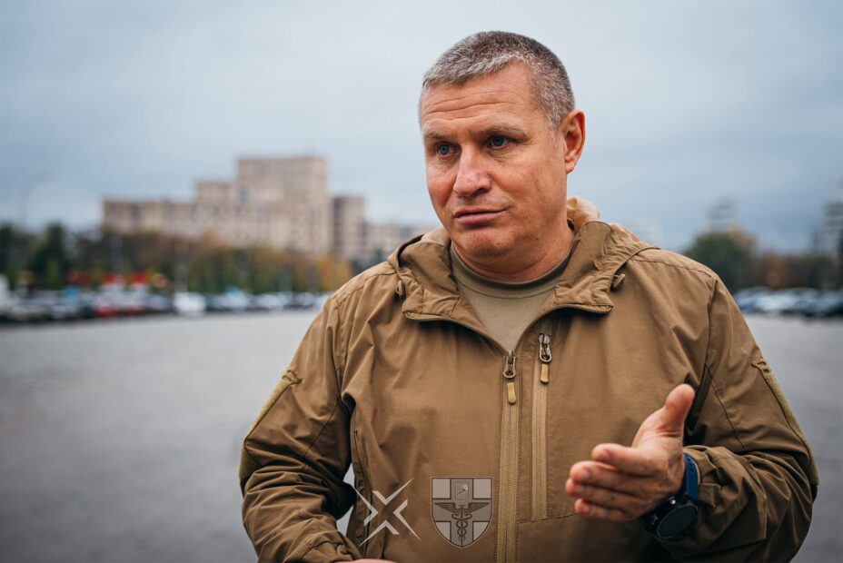 Командир 10 армійського корпусу Артем Богомолов