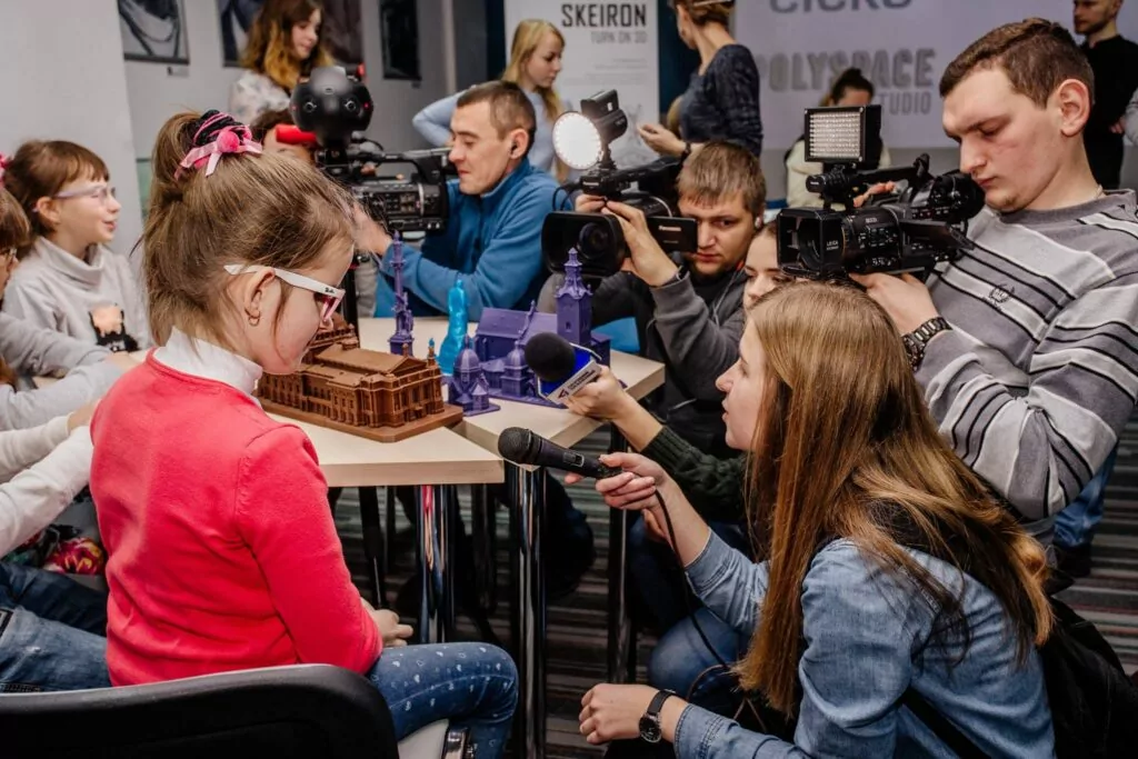 Відчути спадщину