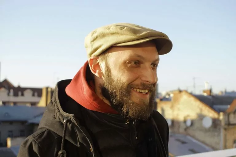 Урбанкультура, постграфіті, скульптура і як усе це поєднати: розмова з Максимом Куликом