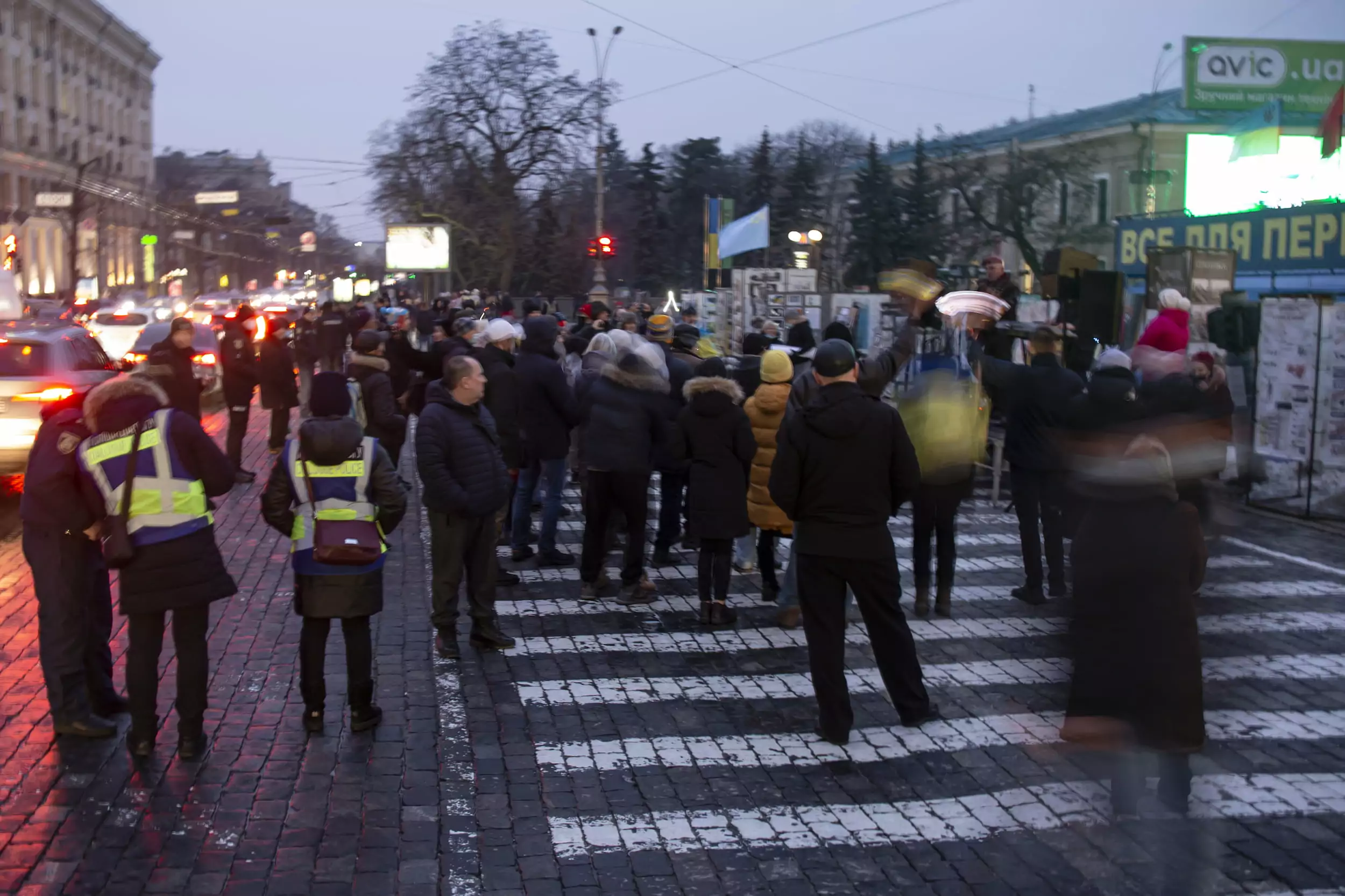 зображення до посту: Протести навколо ковзанки. Харків у лютому