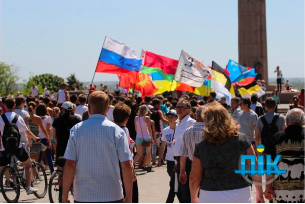 зображення до посту: Психологічний терор: як діє російська пропаганда у Херсоні