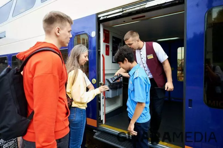 Укрзалізниця запустила мобільний застосунок