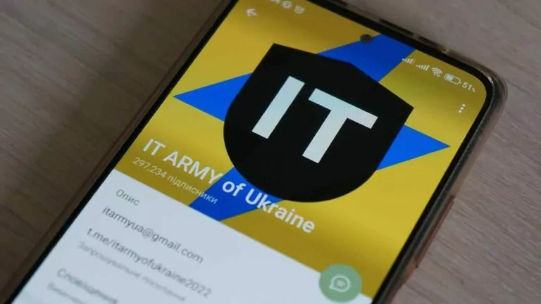 Українська кіберармія вивела з ладу 450 російських сайтів за два тижні