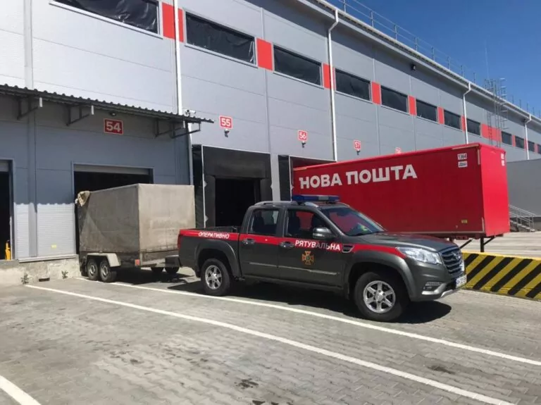 Нова пошта спільно з ДСНС розробляє роботів-саперів