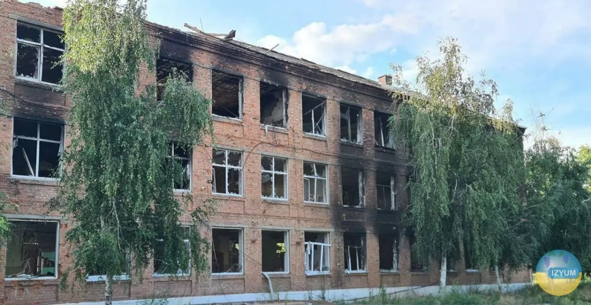зображення до посту: Росіяни стріляли нам у спини: розповідь волонтера з Ізюму, який вивозив людей