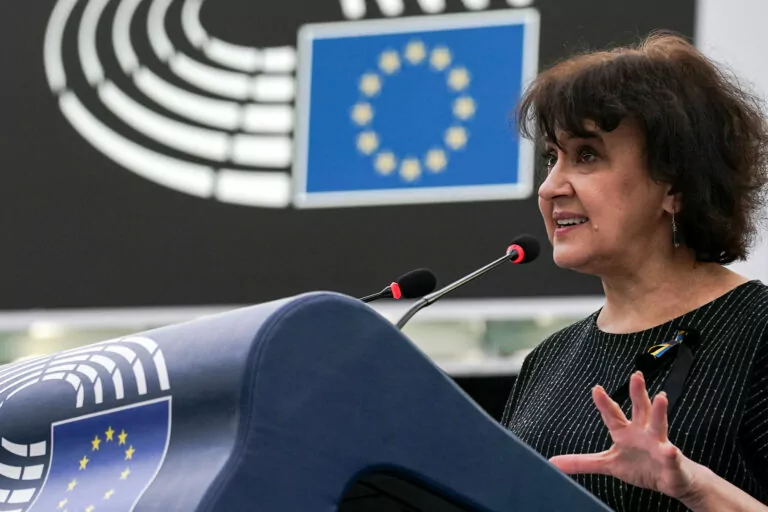 Oksana Zabuzhko Publishes Book about Russian-Ukrainian War for Western Readers