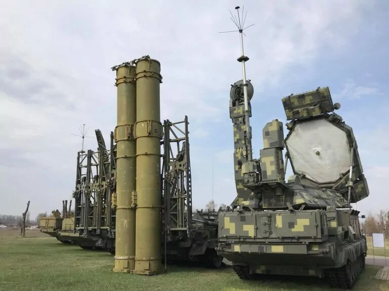 Ukraine Asks G7 to Provide Weapons for Air Defense after Russian Strikes