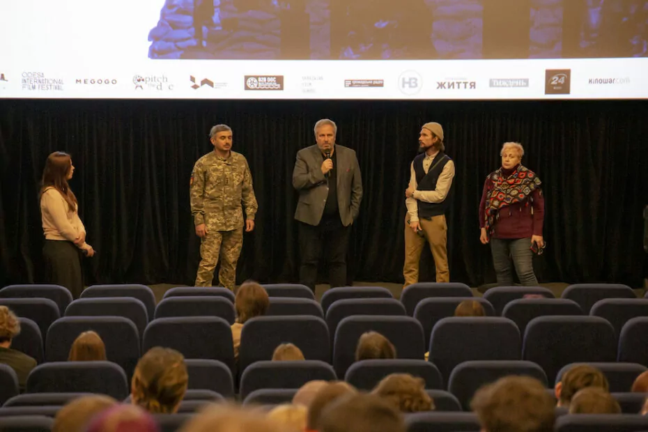 зображення до посту: Kharkiv MeetDocs як культурний осередок під час війни за незалежність України
