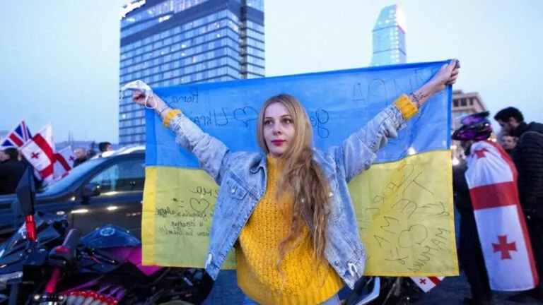 Грузія продовжить допомагати українським біженцям