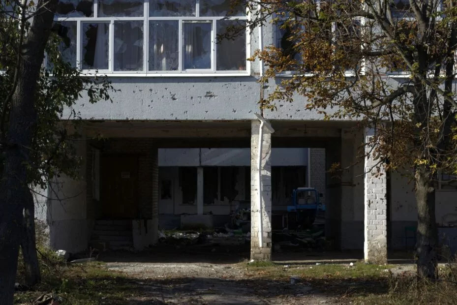 Staryi Saltiv school