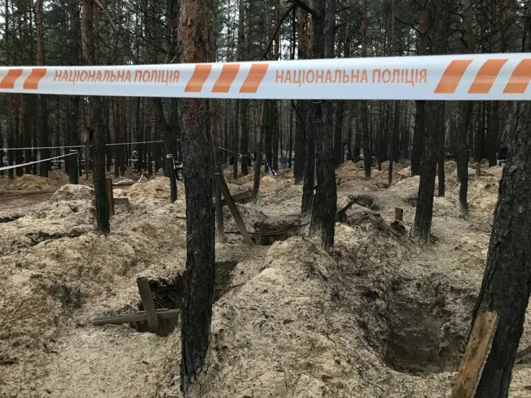Exhumed Bodies Reburial Began in Izium