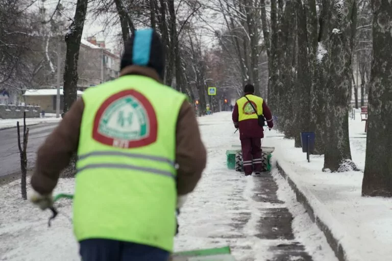 Цими вихідними Україні перейде на «зимовий» час