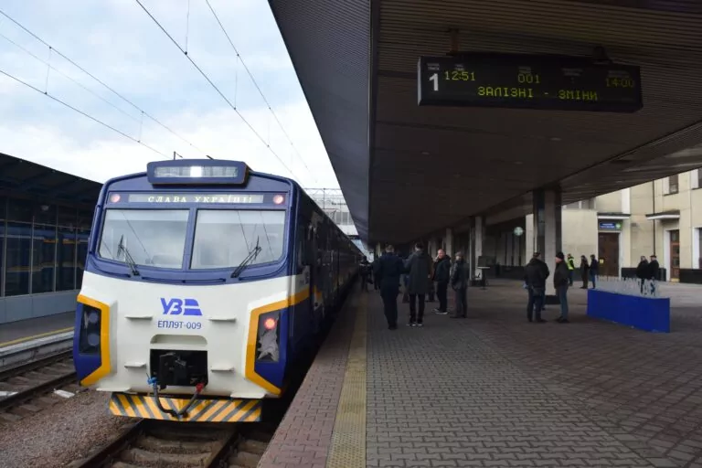 Поїзди Суми — Полтава тимчасово скоротять маршрут до Люботина