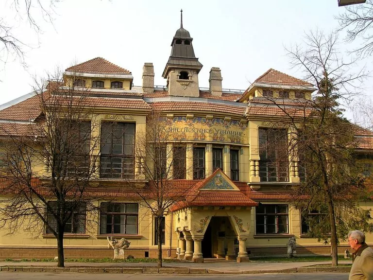 Збирають гроші на відновлення Харківської державної академії дизайну та мистецтв