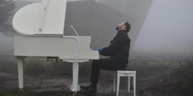 Pianist Darius Mažintas Performed on Mount Kremianets in Izium