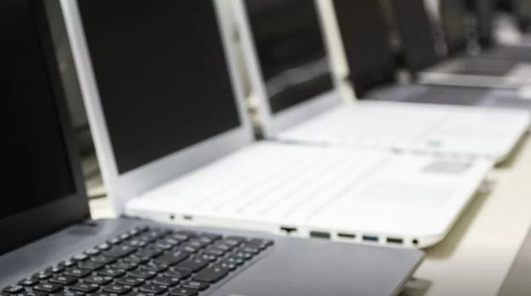 Єврокомісія запускає ініціативу Laptops for Ukraine