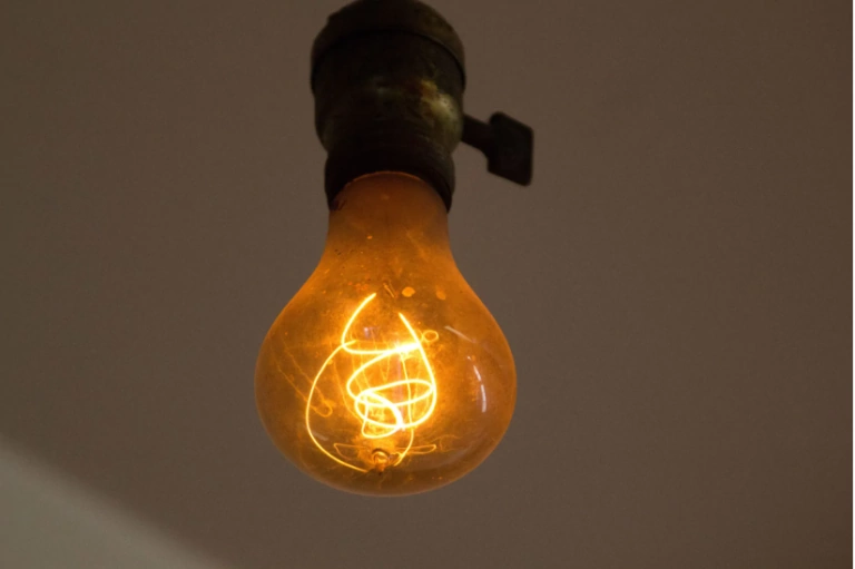 Incandescent Lamps to Replace with LED Free of Charge in Ukraine