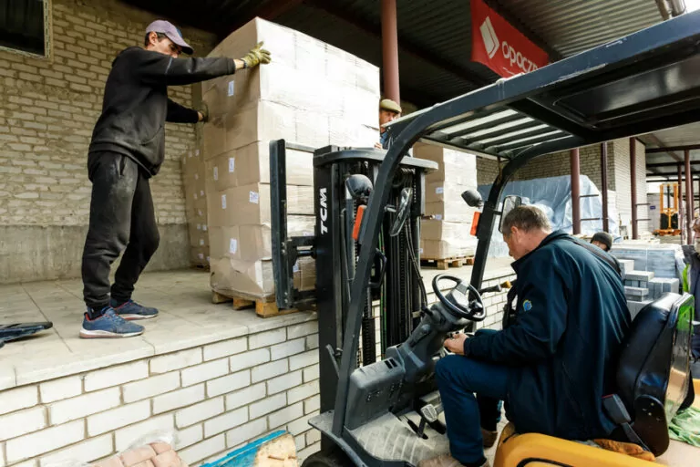 Понад 14 тисяч проднаборів видали жителям Харківщини