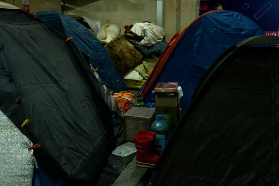 зображення до посту: Kharkiv Subway to Become a Home: Stories of People Still Living in a Metro Station