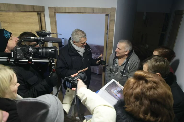 Відновлюємо не будинки, а ціле життя. Марк Муллан та Філіппо Гранді відвідали сім’ї, що постраждали від війни