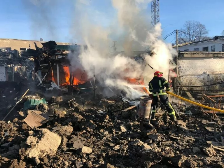 Російські військові обстріляли Шевченкове на Харківщині: є загибла
