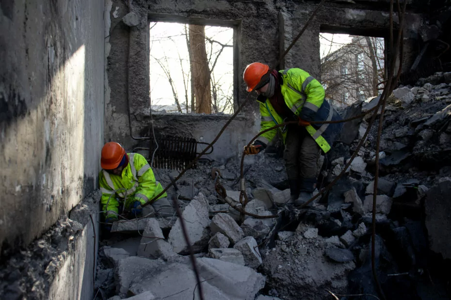 зображення до посту: Recovery Despite Missile Attacks: How Houses to Be Repaired in Kharkiv