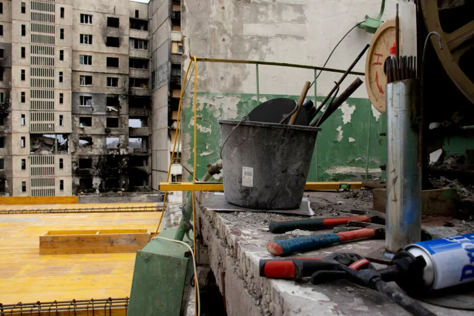 зображення до посту: Recovery Despite Missile Attacks: How Houses to Be Repaired in Kharkiv