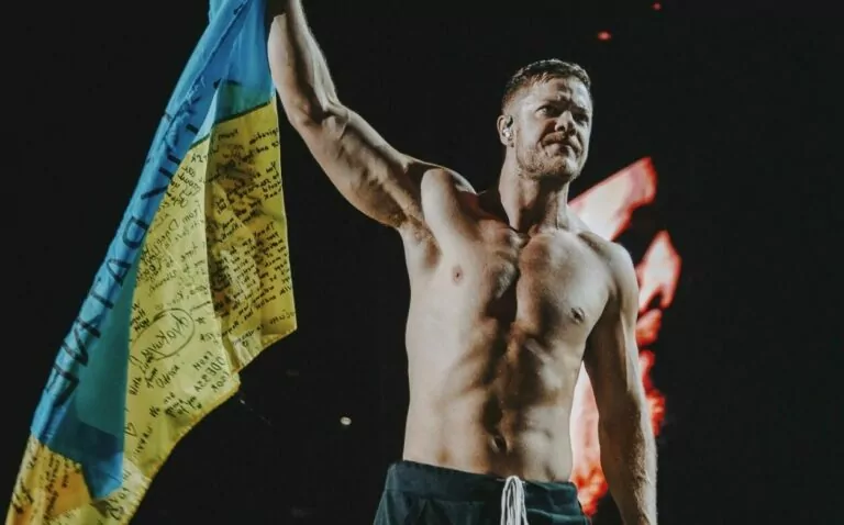 Imagine Dragons записали звернення до пасажирів літака української авіакомпанії