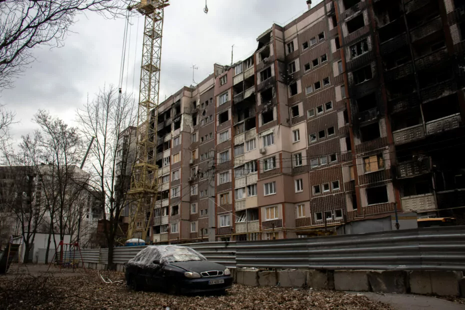 зображення до посту: Recovery Despite Missile Attacks: How Houses to Be Repaired in Kharkiv