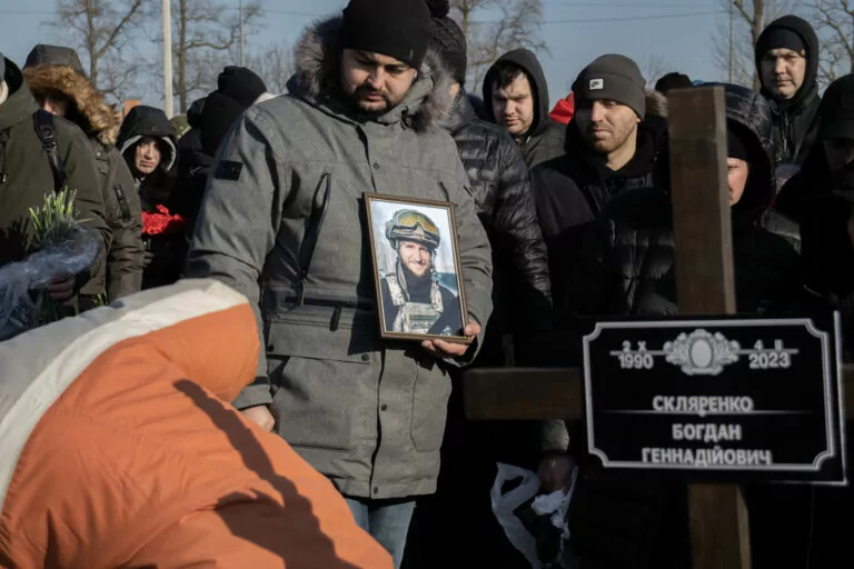 Fallen in the Battle for Bakhmut: Soldier and Volunteer Bohdan Skliarenko Bid Farewell in Kharkiv